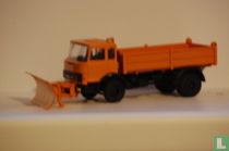 Magirus-Deutz kipper met sneeuwploeg