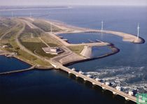 VDP 0145 - Zeewering en droogmakerijen - Stormvloedkering Oosterschelde