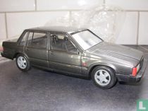 Volvo 740 GL sedan