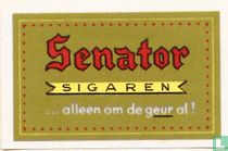 Senator sigaren alleen om de geur al