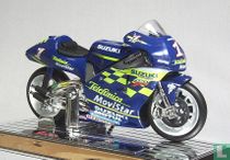 Suzuki RGV-r #1