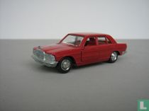 Mercedes-Benz 200