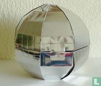 Discoball diorama Happy Hippo Talent Show