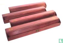 Mah Jongg Been&Bamboe Bijzonder Vier losse houten latten met complete inhoud