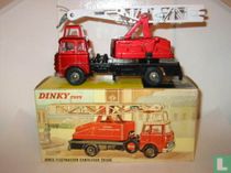 Jones Fleetmaster Cantilever Crane