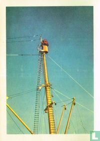 Het kraaiennest hoog in de mast
