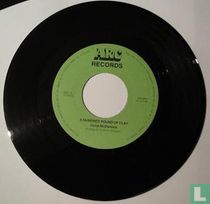 A hundred pound of clay