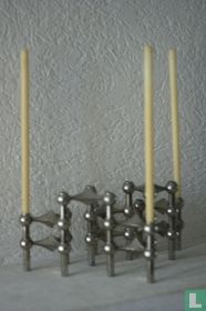 Chandeliers à clous