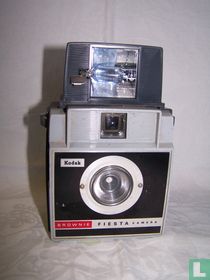 Brownie Fiesta camera (2de versie)met flitser