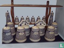 Stock-herb pots, 16 pcs. on shelf