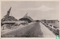 Zuiderzeewerken - Materiaal-opslag bij Lelystad