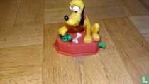 Pluto en Turtle