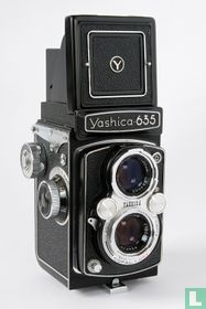 Yashica 635
