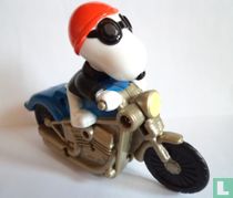 Snoopy on motorcycle