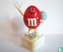 Rode M&M met paasei en mandje