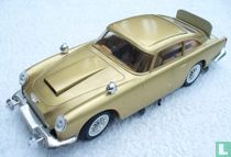 Aston Martin DB5 James Bond 007 