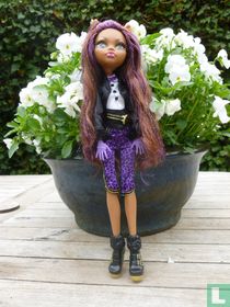 Clawdeen Wolf