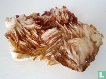 Vanadinite with Barite