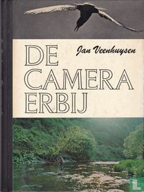De camera erbij