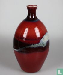 Leo Martens vase