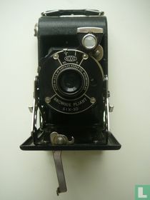 Brownie Pliant Six-20