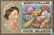 Königin Elizabeth II und Muscheln