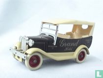 Ford Model-A Taxi Grand Hotel