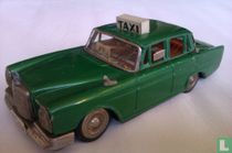Mercedes-Benz Taxi