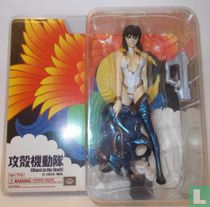 Motoko Kusanagi plongeur vers le bas