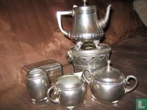 Kmd daalderop koffie/theeset