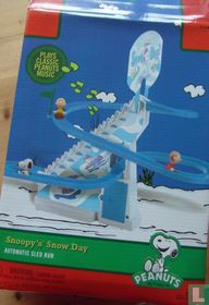 Snoopy's snow day