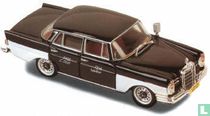 Mercedes 220SE Taxi Cairo