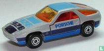 Porsche 928