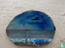 Minerals agate