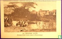 Centre Afrique Expédtion Citroen (2de).Croisiére Noire. Deuxiéme Mission Haardt Adouin Dubreuil. Passage d'une riviére dans le Mozambique 
