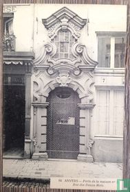 Porte de la maison n°7, Rue des Douze Mois