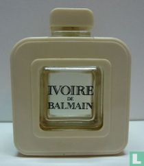Ivoire de Balmain P 7.5ml in holder empty