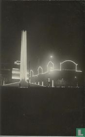 De Bijenkorf bij nacht