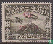 Avions sur Momotombo