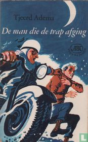 De man die de trap afging