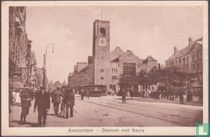 Amsterdam --- Damrak met Beurs 