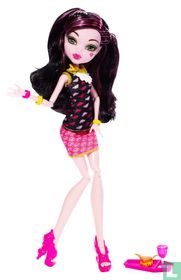 Draculaura
