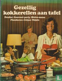 Gezellig kokkerellen aan tafel
