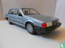 Volvo 760 GLE sedan 