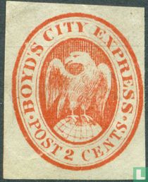 Weißkopfseeadler und Globus