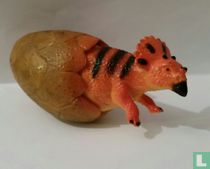 dinosaure dans l'oeuf