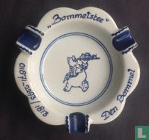 Cendrier Den Bommel I (en marchant vers la droite)