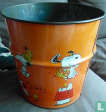 Snoopy Mülleimer