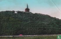 Elten, Blick auf Eltenberg mit Stift-kirche