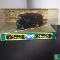 Morris J van